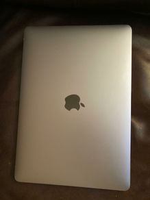 Apple MacBook Pro 13-inch TouchBar A1989