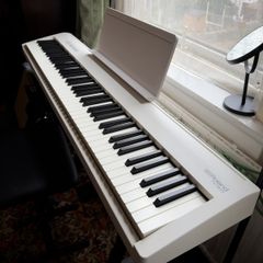 Roland piano FP30X (mint condition) white