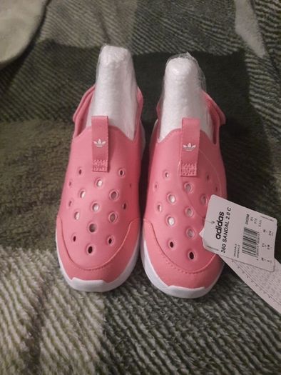 pink lightweight Adidas