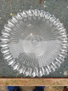 cake stand