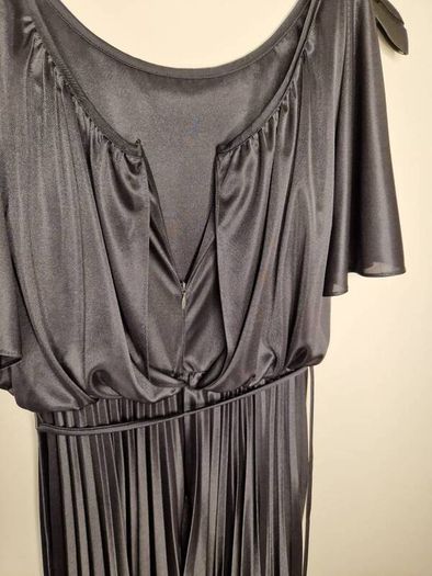 Stunning Betsy&Adam Dress