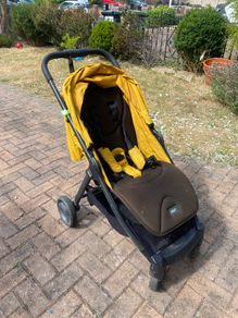 Papas & Mama's pram