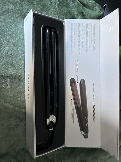 Voduz infrared black hair straightener