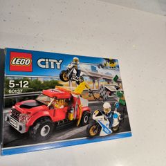 Lego 60137