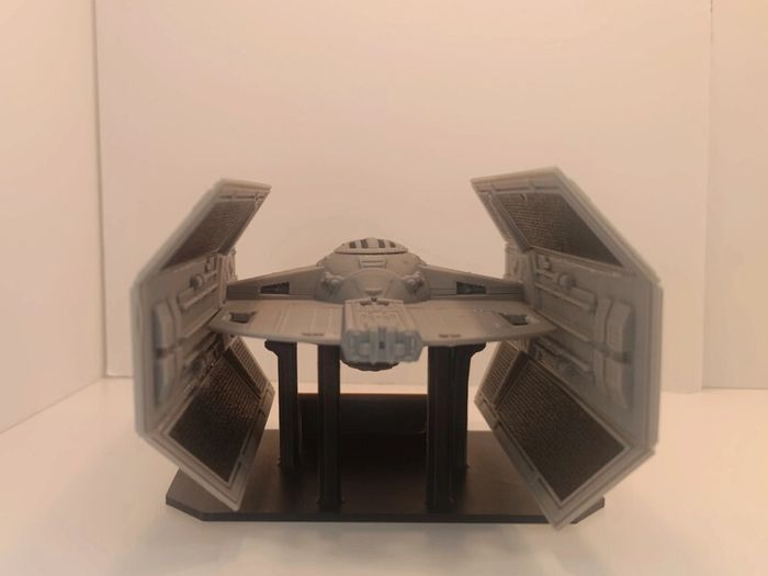 Darth Vaders TIE Advanced X1