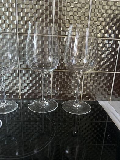 wine glasses