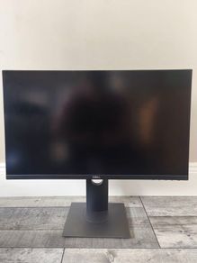Monitor 24" Dell P2421D