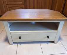 Oak TV Unit