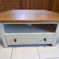 Oak TV Unit