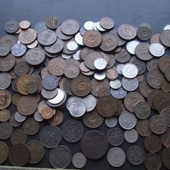 A Lot of 800+ grams of Swedish coins