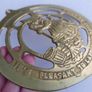 Vintage brass wall plaque - Its pleasant to labour for those we love Image 3