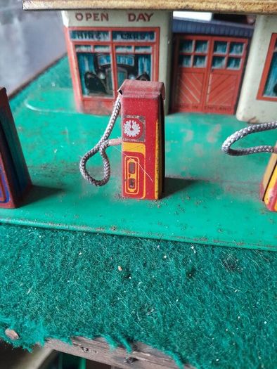 1930 garage toy tin plate