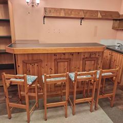 Solid Wooden Home Bar with 4 Bar Stools
