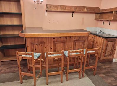 Solid Wooden Home Bar with 4 Bar Stools