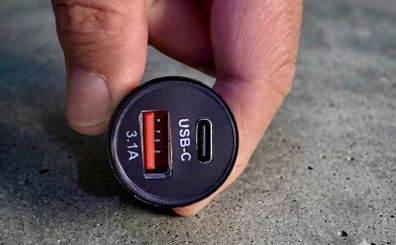 New fast car charger 30W USB C type and USB A type