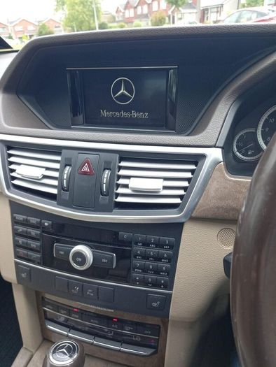 Mercedes-Benz E-Class 2011