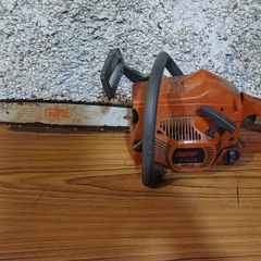 chainsaw