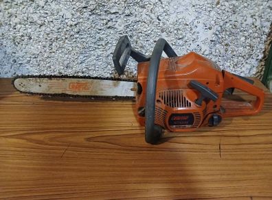 chainsaw