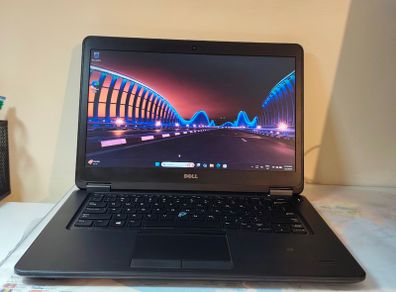 Dell Latitude 14 E7450 i7 5th gen 16/256GB SSD Ultrabook Laptop