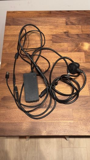huion kamvas 22 plus / drawing tablet