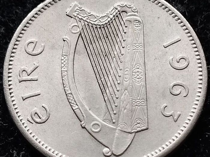 [#376] - Ireland 1963 | Irish 6p | Six Pence | Wolfhound | KM.13a | High Grade