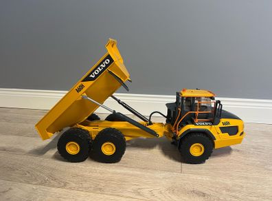 Bruder Volvo Dumper
