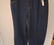 Barrell leg Jeans size 14 new