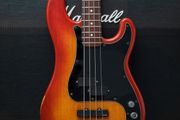 Fender Precision Bass - Sienna Sunburst (1979)