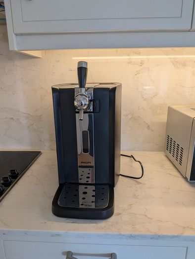 Philips PerfectDraft home beer machine