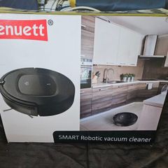 Robot vacuum cleaner for parts or repair.