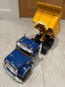 bruder mack truck