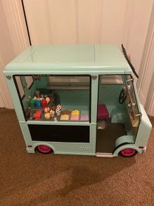 Our Generation Sweet Stop Ice Cream Truck Playset