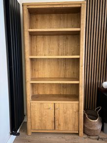 TV and matching bookcase