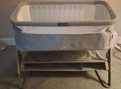 Mamas and Papas Lua Bedside Crib