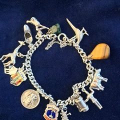 Silver Vintage Hallmarked Charm Bracelet with 14 Charms