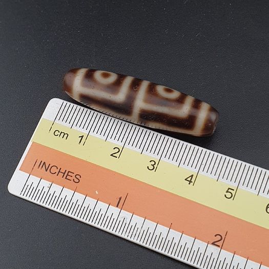 Anitque Himalayan 4 Eyes Tibetan Agate Bead Amulet