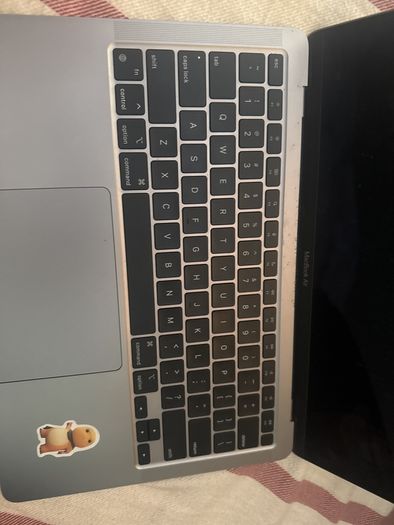 Macbook air M1 2020