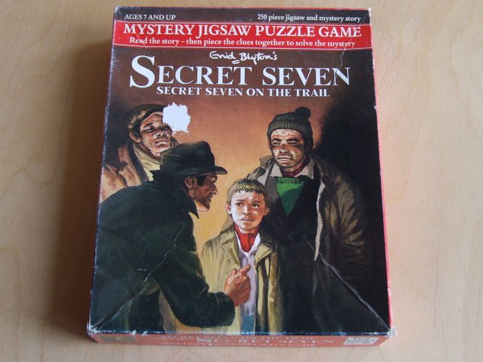 Enid Blyton's Secret Seven on the Trail Mystery 250-piece Jigsaw Puzzle Game