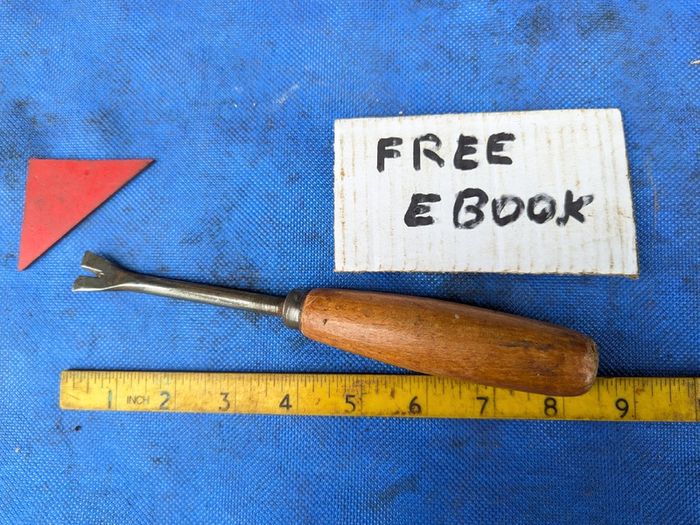 Upholsterers Tack Lifter