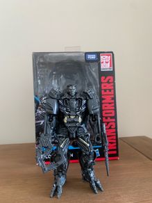 Transformers studio series lockdown