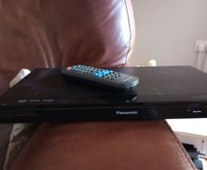 DVD/Blu-ray player (Panasonic)