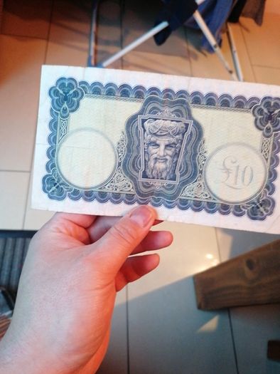 1975 Irish Ten Pounds Banknote
