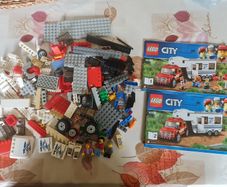 Lego City Set 60182 Pick Up and Caravan