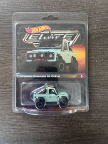 HotWheels Collectors Elite 64 Land Rover Defender