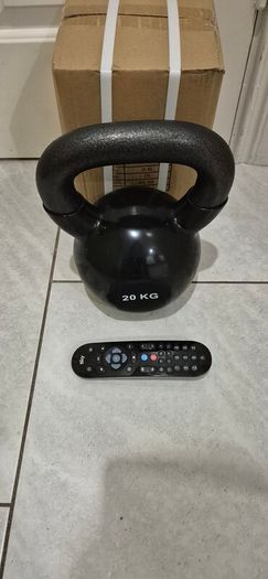 brand new 20 kilo cast iron kettlebell