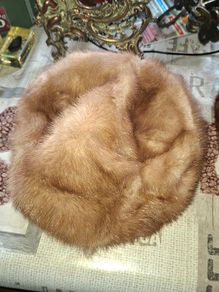 Two Beautiful Vintage Mink Fur Hats including an Irish made Sydney Vard Expert Furrier 10 South King Street Dublin 2 example also fur stole collar, PRICE IS FOR THE 3 ITEMS.