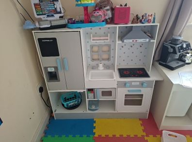 kids kitchen