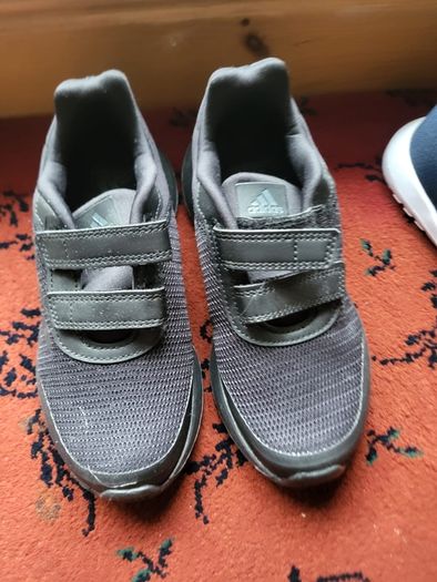 Brand new Adidas kids runners