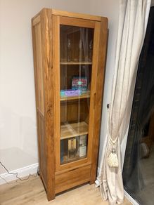 Solid Oak Display Cabinet with Glass Door