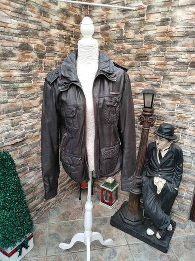 Men's Vintage Style Superdry leather jacket  Size L